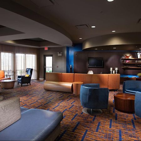 Courtyard By Marriott Fayetteville Esterno foto
