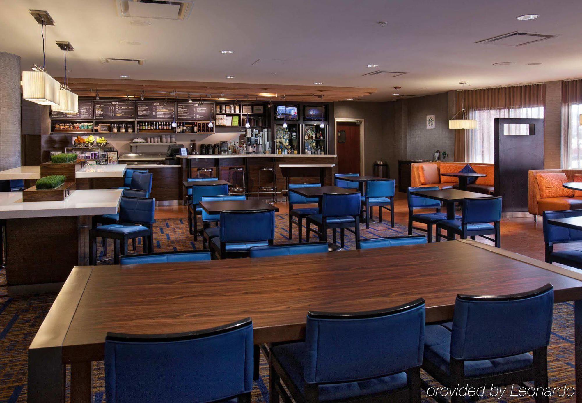 Courtyard By Marriott Fayetteville Esterno foto